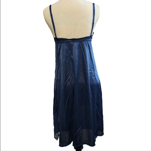 Sears Blue Lace Trim Slip Size Medium - Picture 3 of 9
